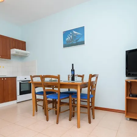 Apartments Marina Veskovic Nerezine Exterior photo