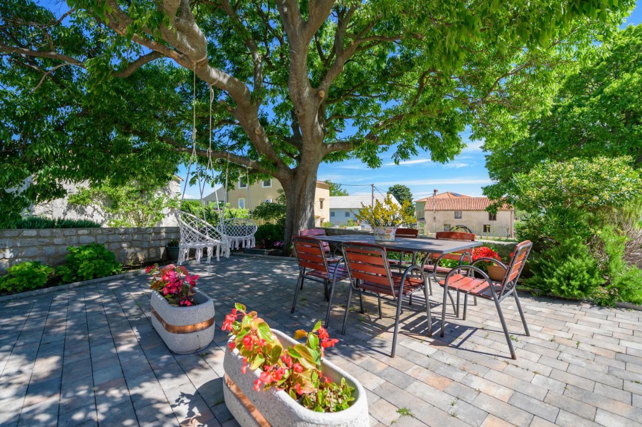 Apartment Marina Veskovic Nerezine