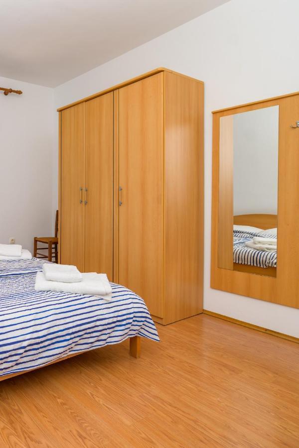 Marina Veskovic Apartment