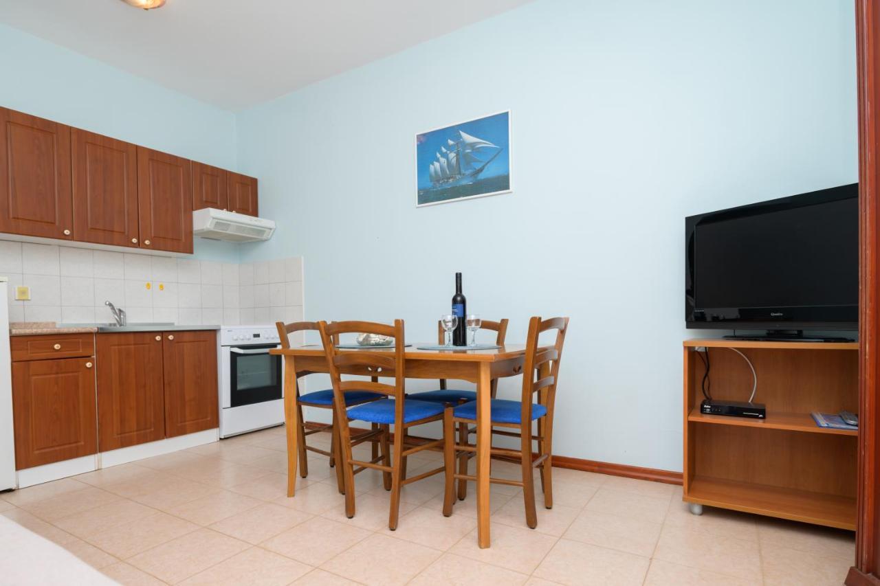 Apartment Marina Veskovic